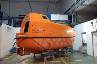 Lifeboat hull repair, reassembly and test during COVID-19
